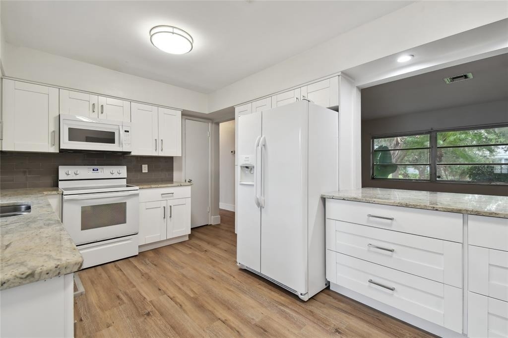 2111 Lanai Avenue - Photo 41