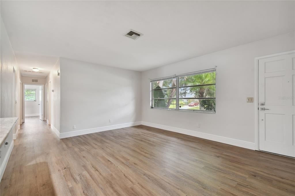 2111 Lanai Avenue - Photo 4