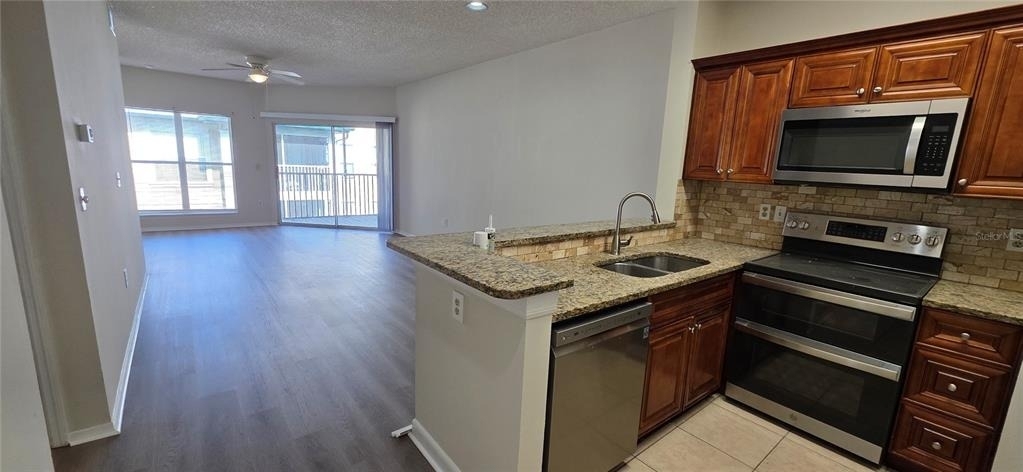 4115 Chatham Oak Court - Photo 4