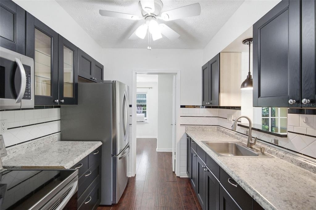 510 N Jefferson Avenue - Photo 9