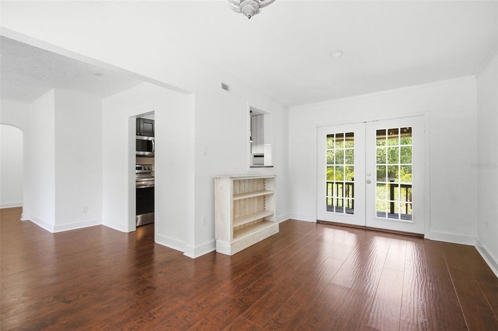 510 N Jefferson Avenue - Photo 1