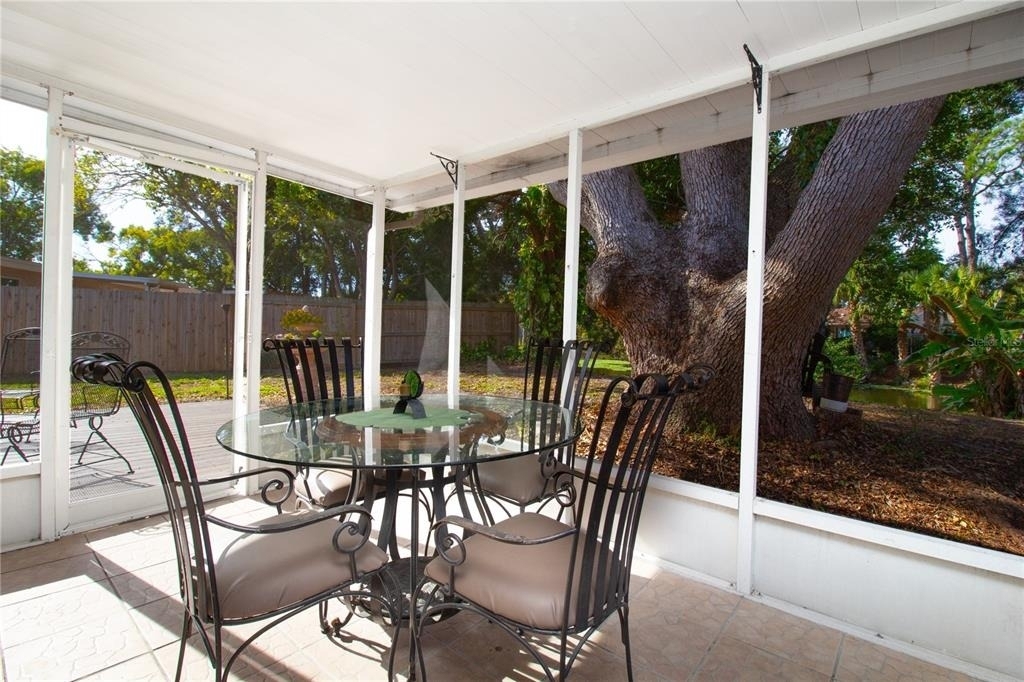 4333 Newbury Drive - Photo 17