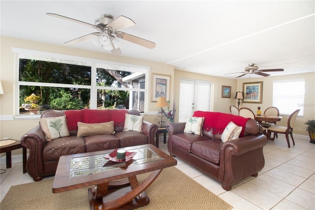 4333 Newbury Drive - Photo 6
