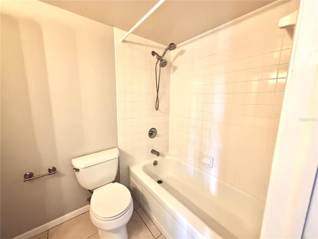 105 4th Avenue Ne - Photo 8