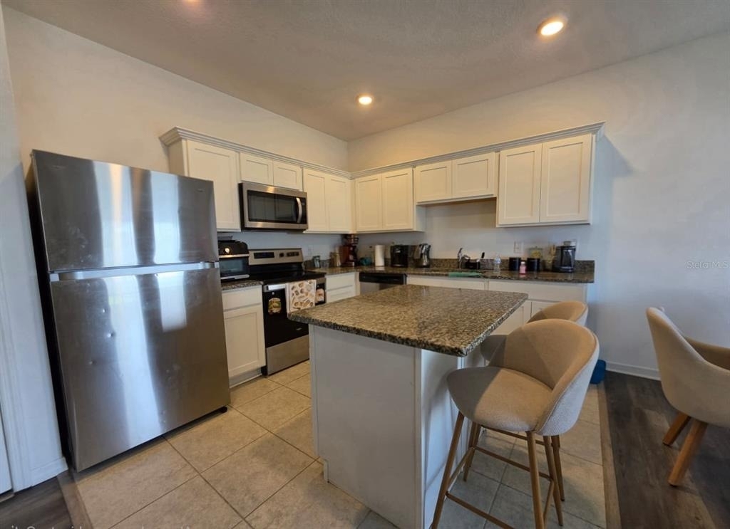 469 Madison Drive - Photo 5