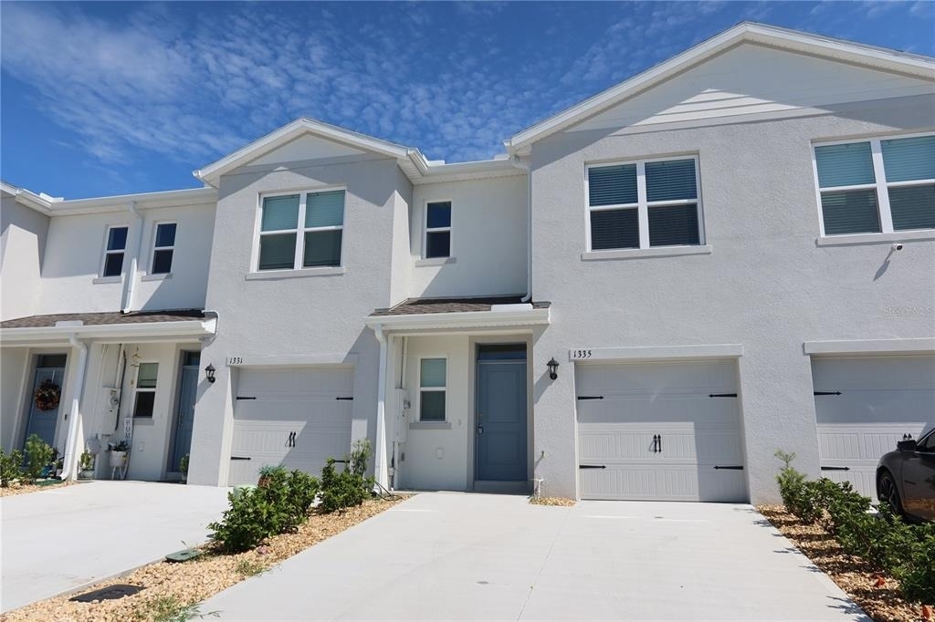 1335 Tallowwood Lane - Photo 0