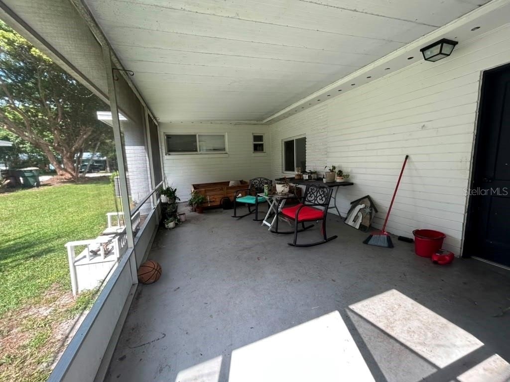 301 Pennsylvania Ave Street - Photo 12