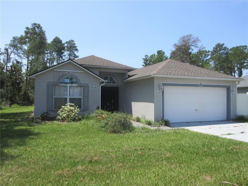 202 Marion Oaks Trail - Photo 0