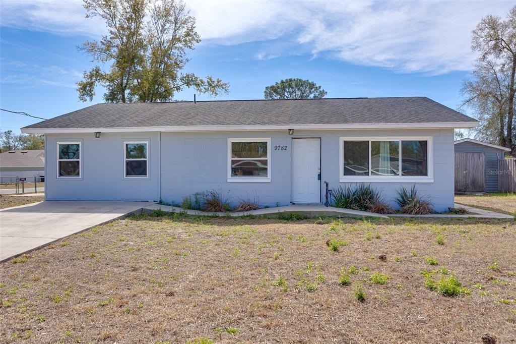 9782 Se 157th Lane - Photo 0