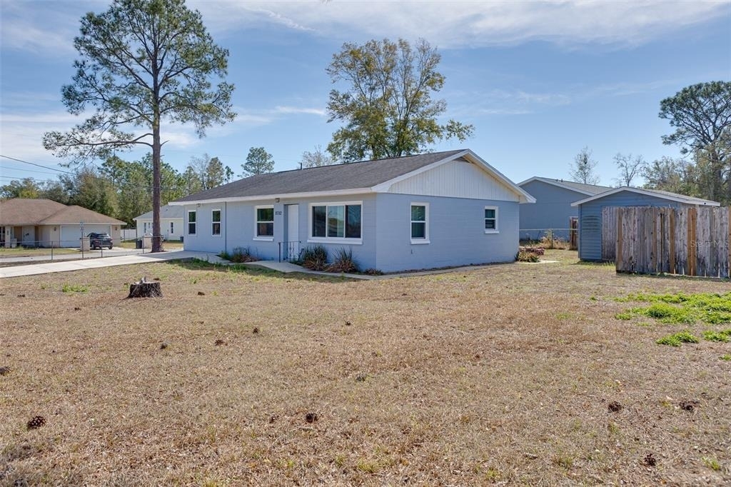 9782 Se 157th Lane - Photo 2
