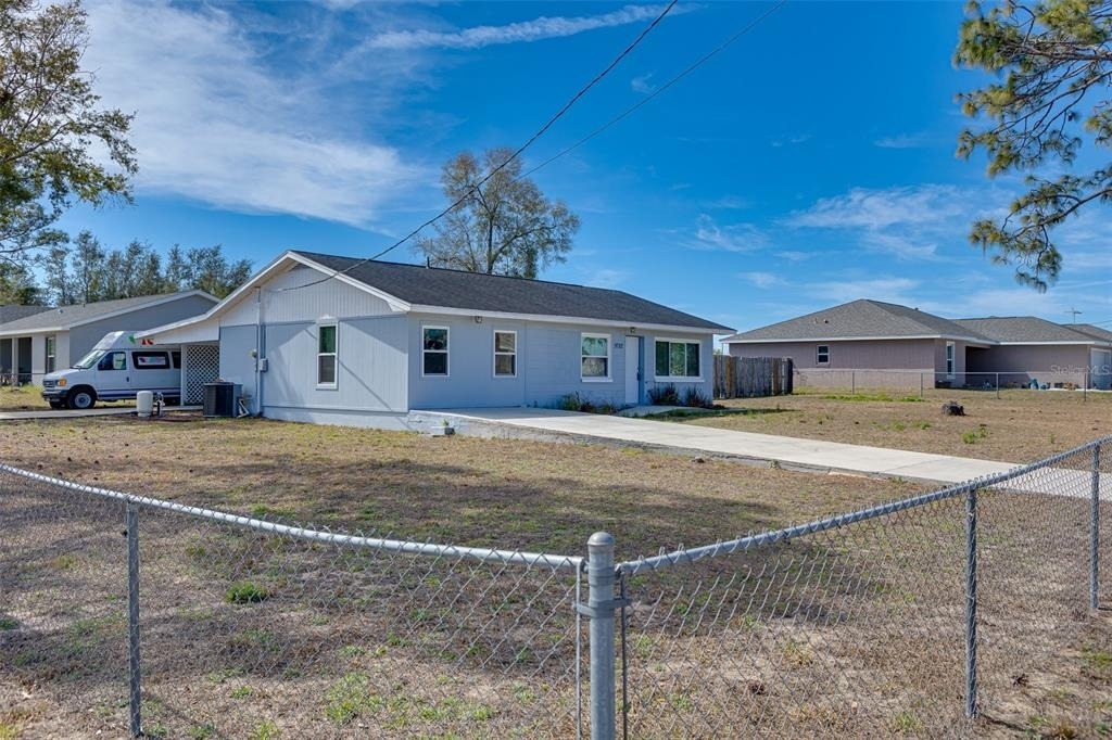 9782 Se 157th Lane - Photo 1