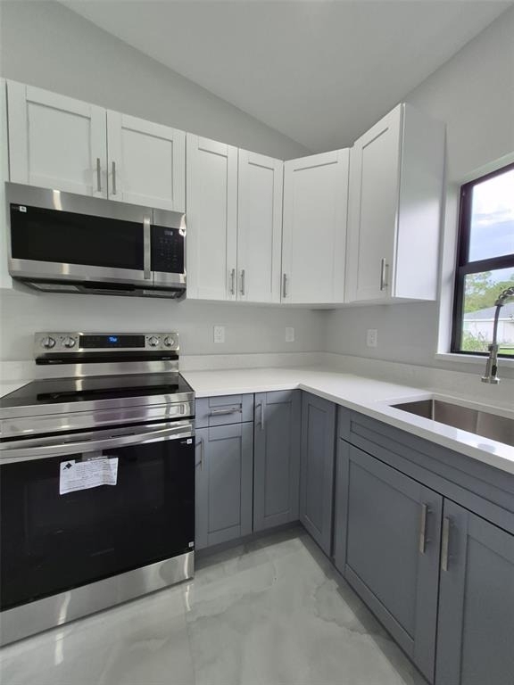 445 Wickham Avenue S - Photo 11