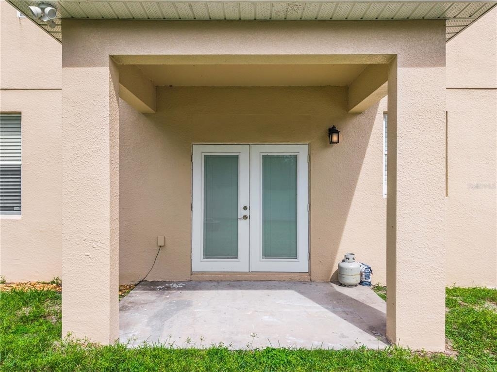 3906 Quartz Avenue - Photo 3