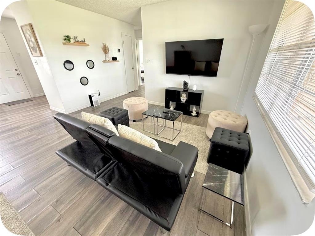 103 Guaymas Drive - Photo 2