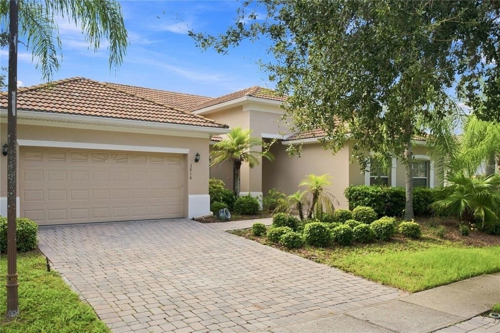 3616 Valleyview Drive - Photo 1
