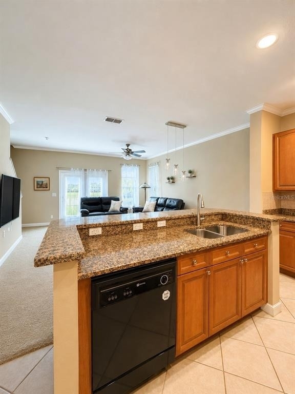 351 Vanguard Point - Photo 5