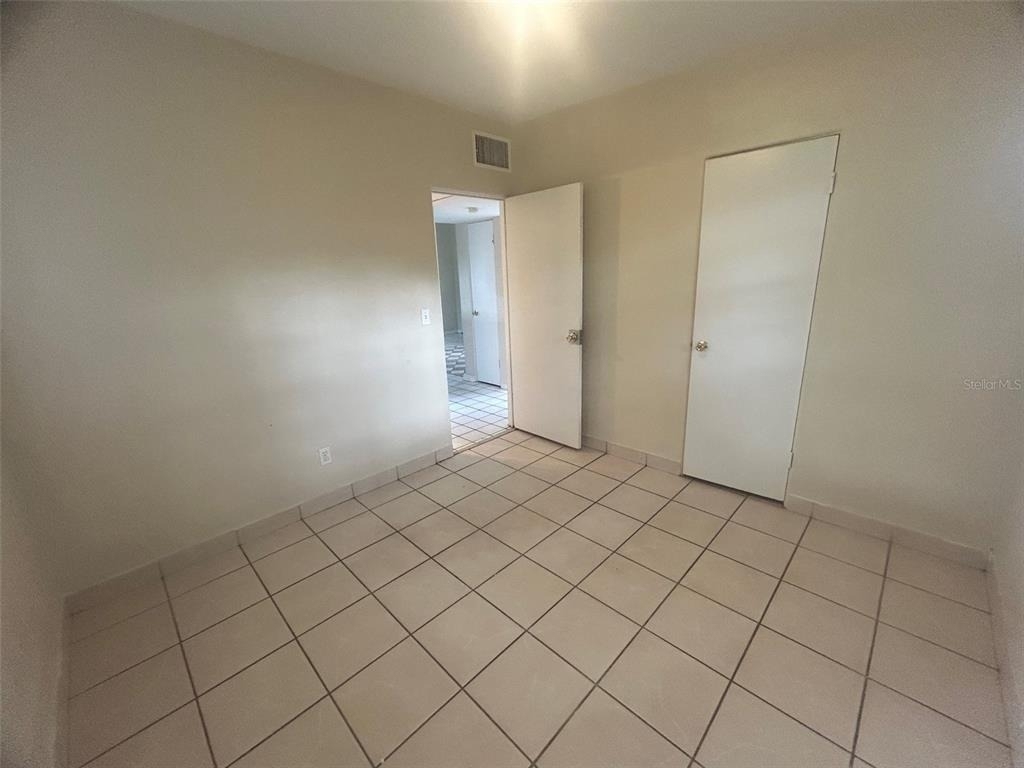 127 Country Club Drive - Photo 8