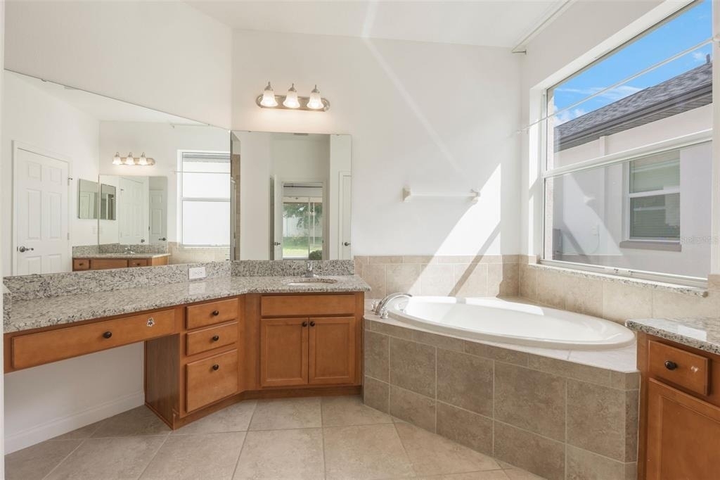 16101 Morning Dew Way - Photo 13