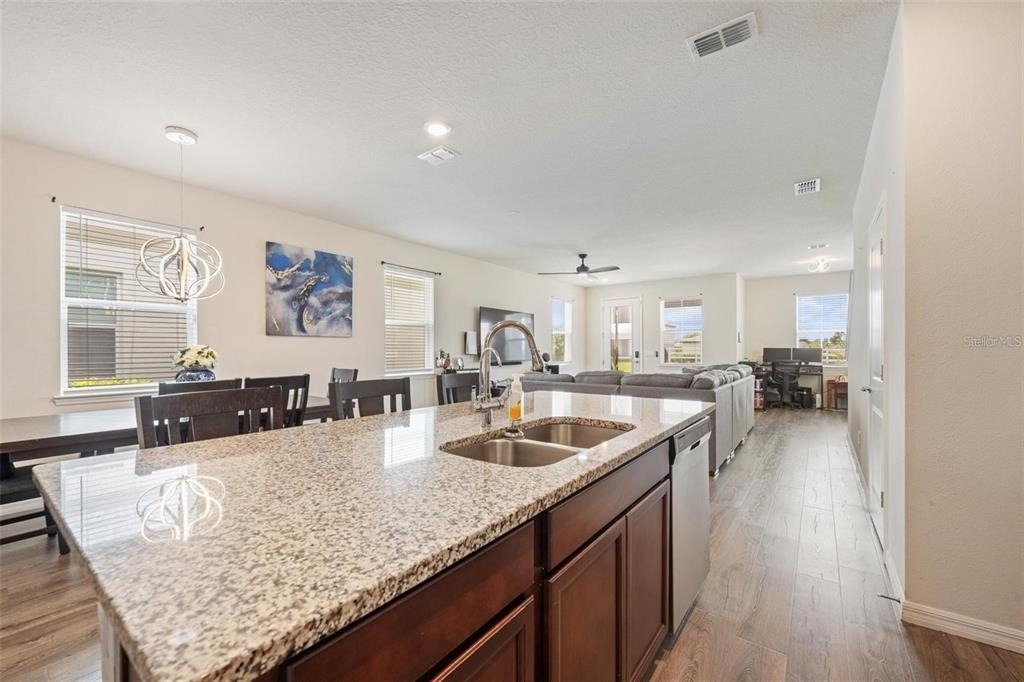 2769 Franklin Road - Photo 10