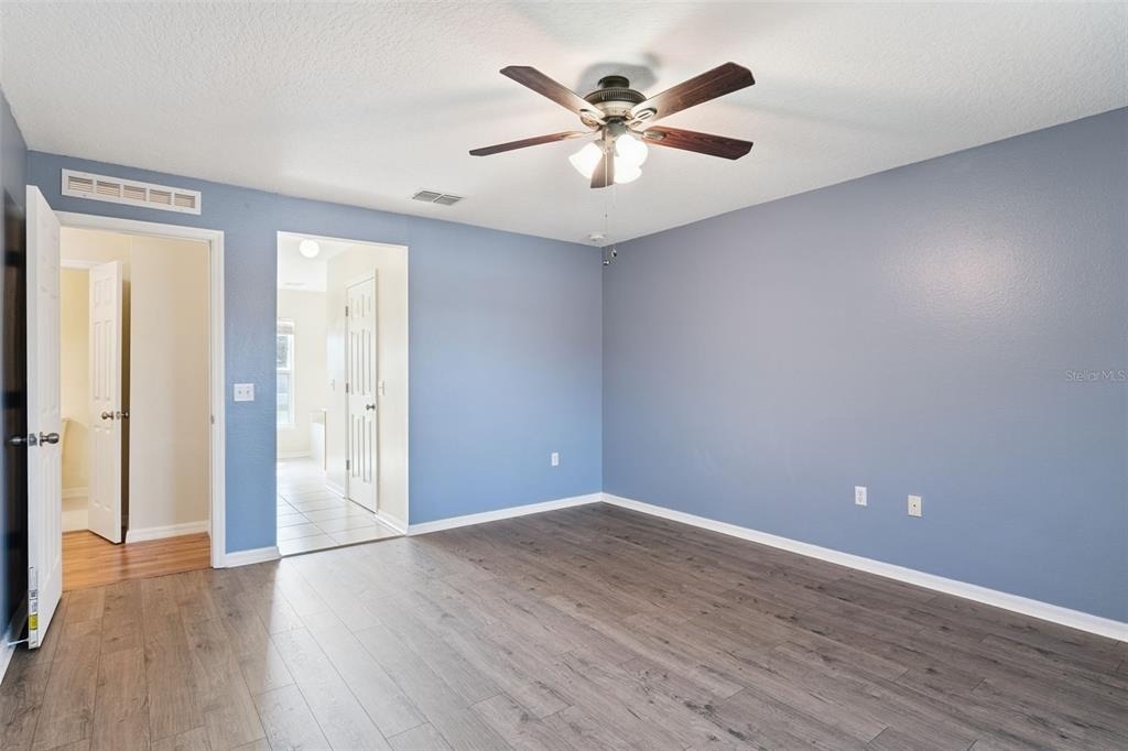 2907 Holly Berry Court - Photo 9