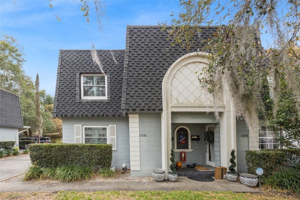 2218 Elizabeth Avenue - Photo 0