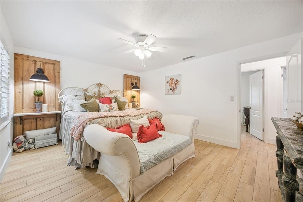 2218 Elizabeth Avenue - Photo 15