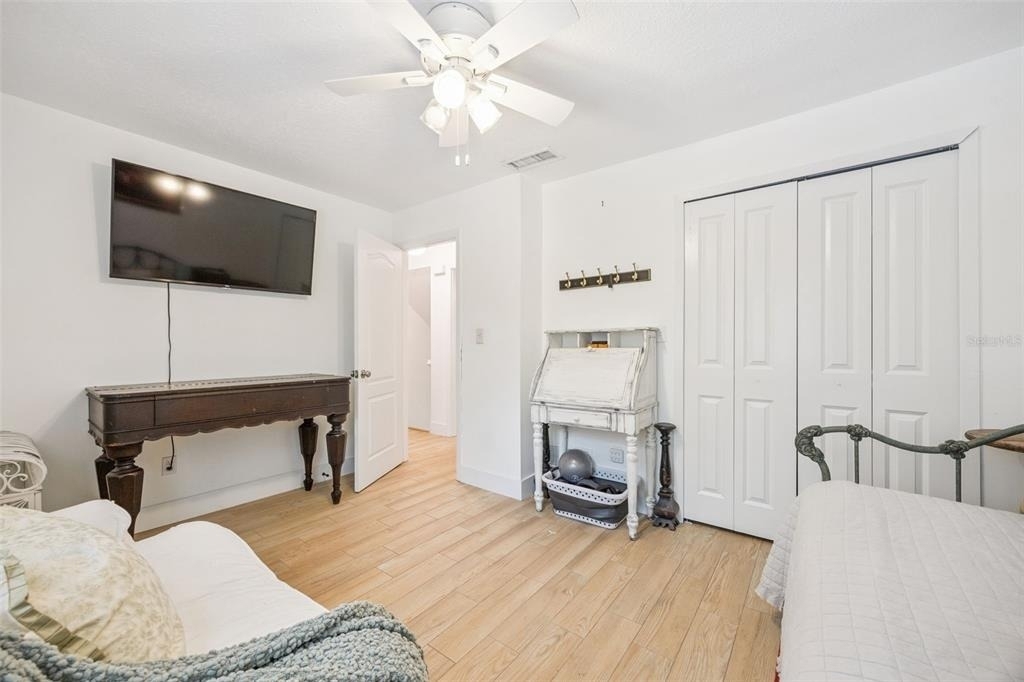 2218 Elizabeth Avenue - Photo 14