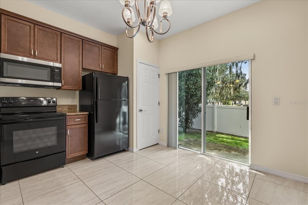 2036 Royal Vista Court - Photo 7