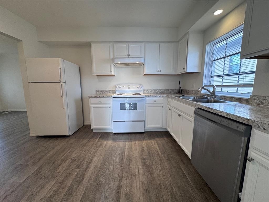 807 Vassar Street - Photo 6