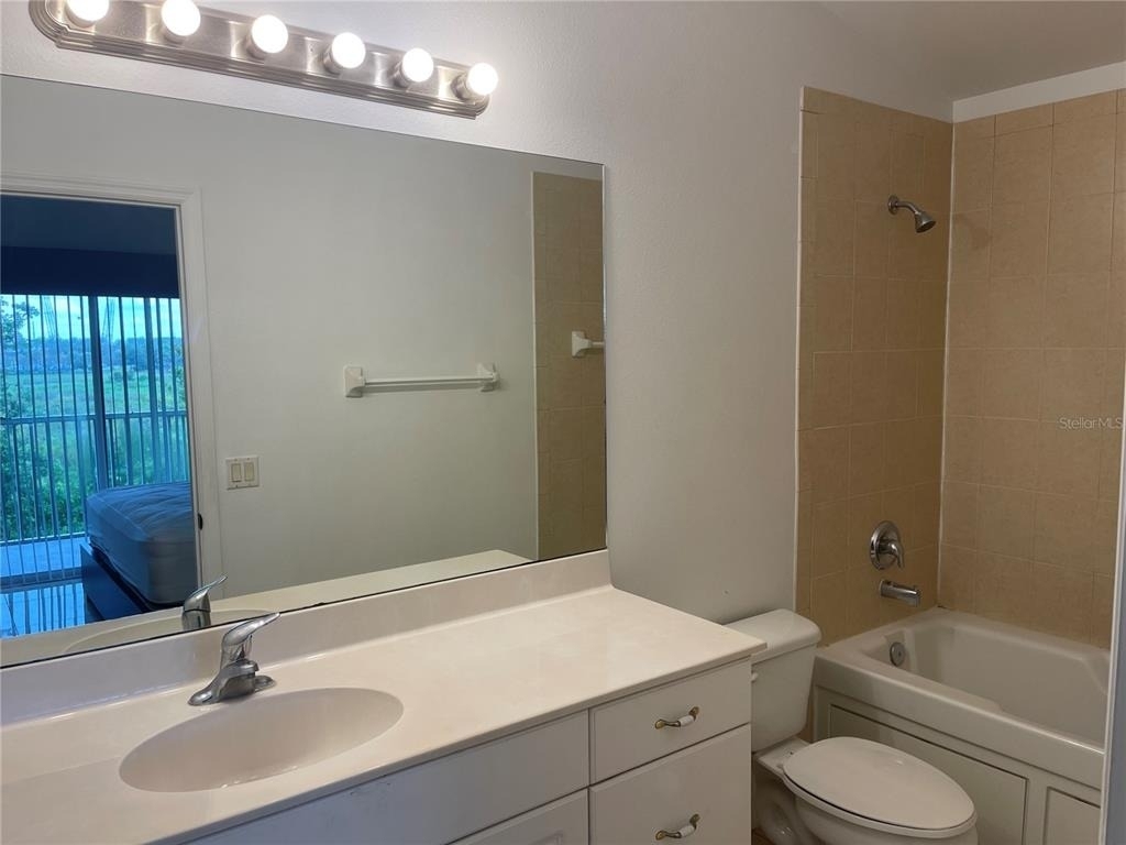 3166 Sun Lake Court - Photo 4