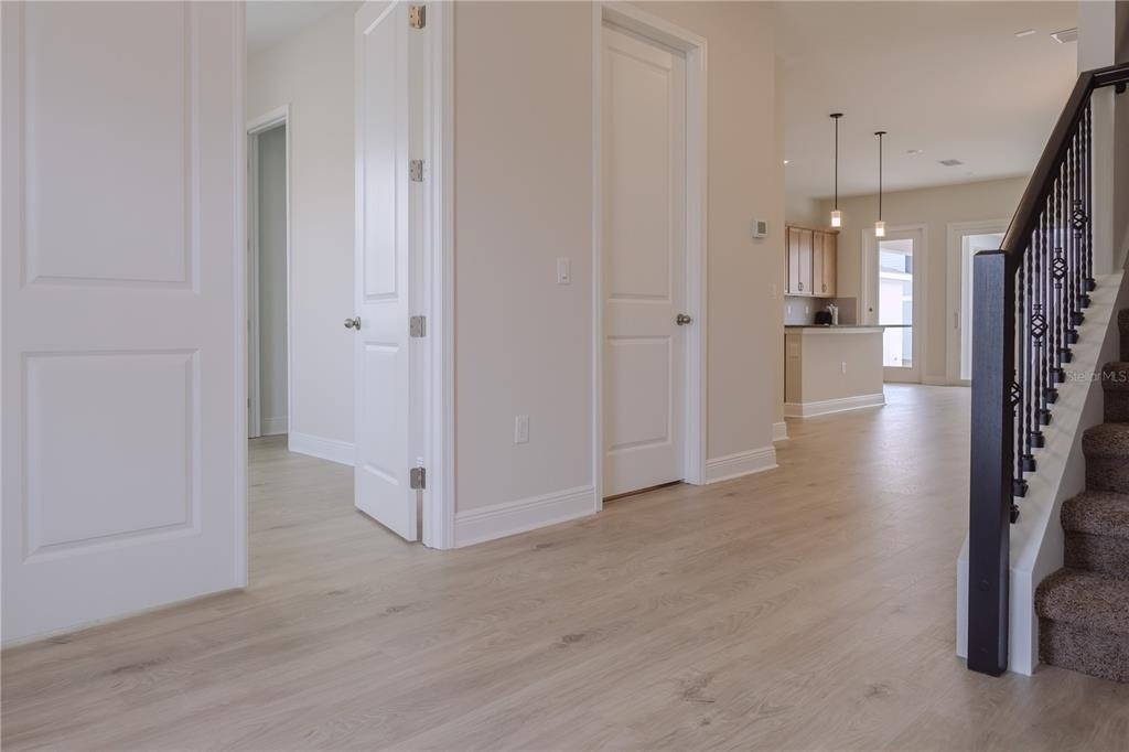 16705 Victoria Grove Alley - Photo 3