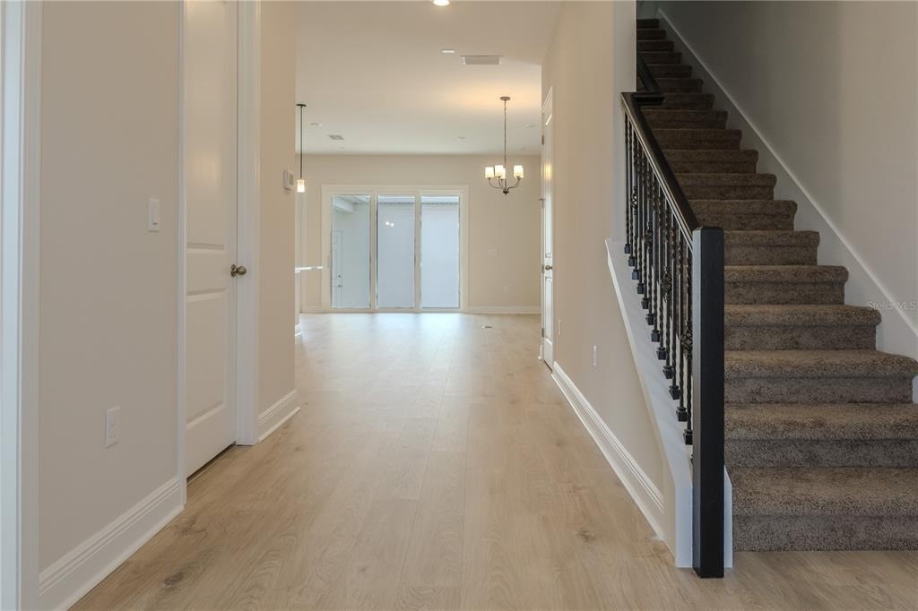 16705 Victoria Grove Alley - Photo 4