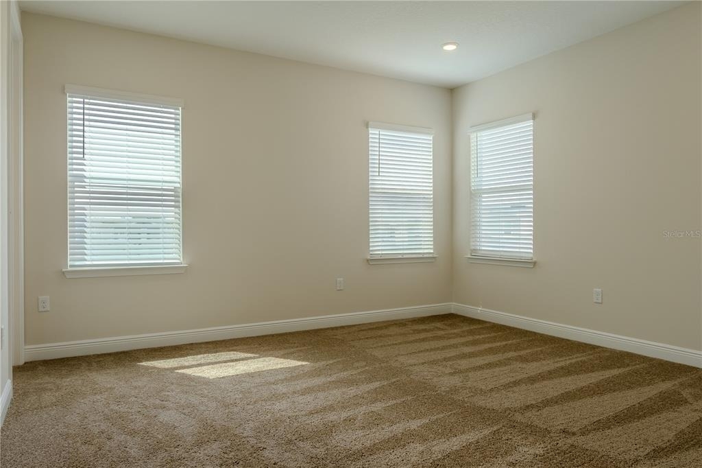 16705 Victoria Grove Alley - Photo 24