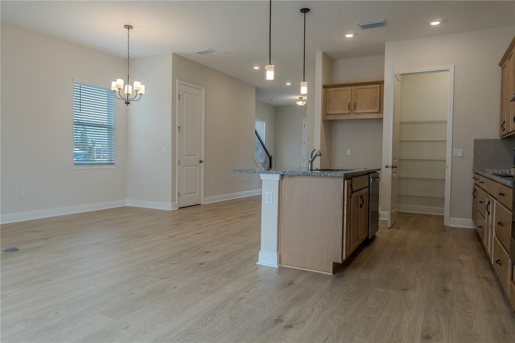 16705 Victoria Grove Alley - Photo 13