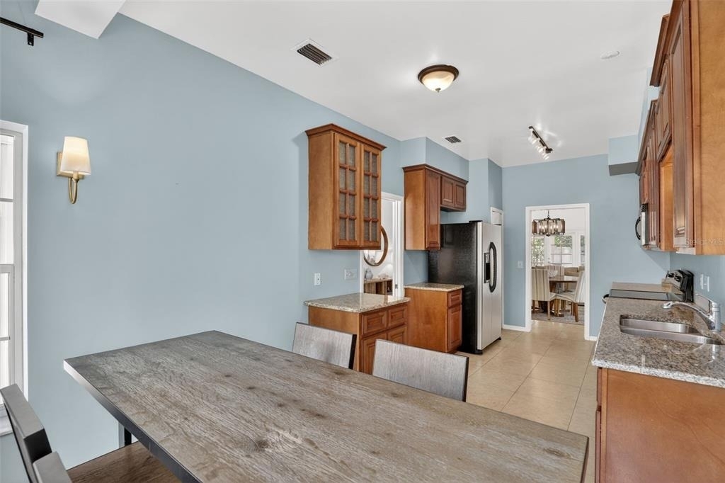 1741 Mizell Avenue - Photo 14