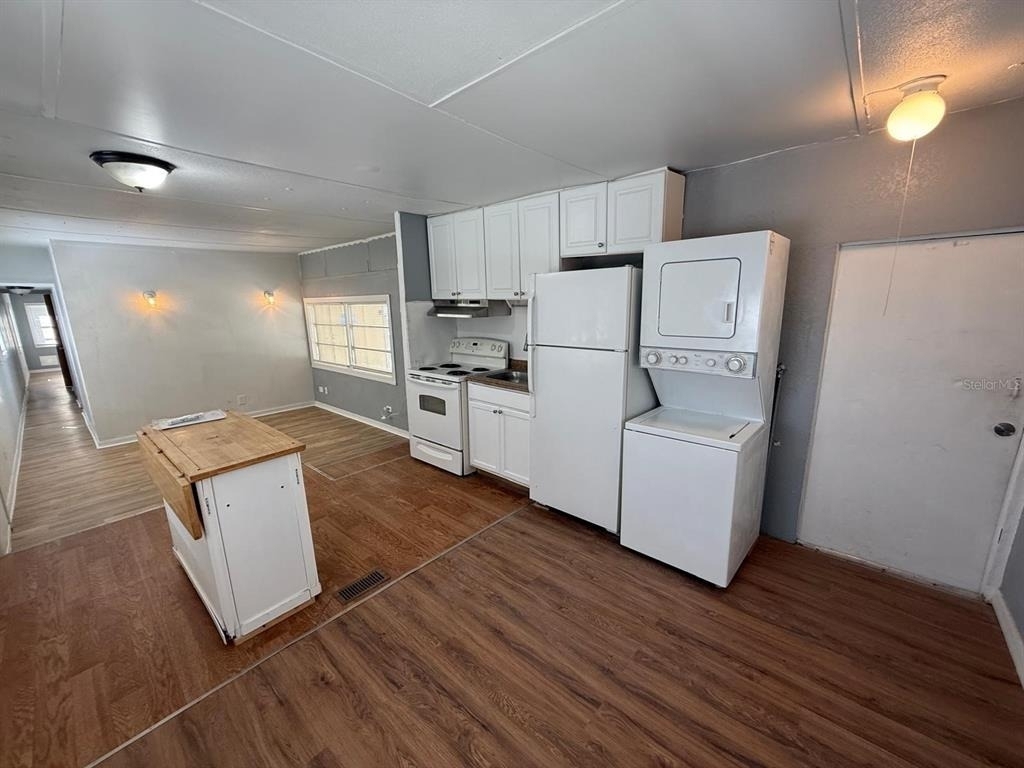6954 Pompeii Road - Photo 9