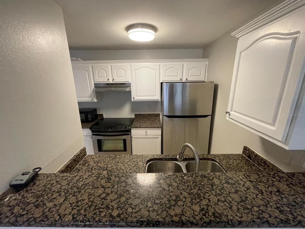 4708 Walden Circle - Photo 7