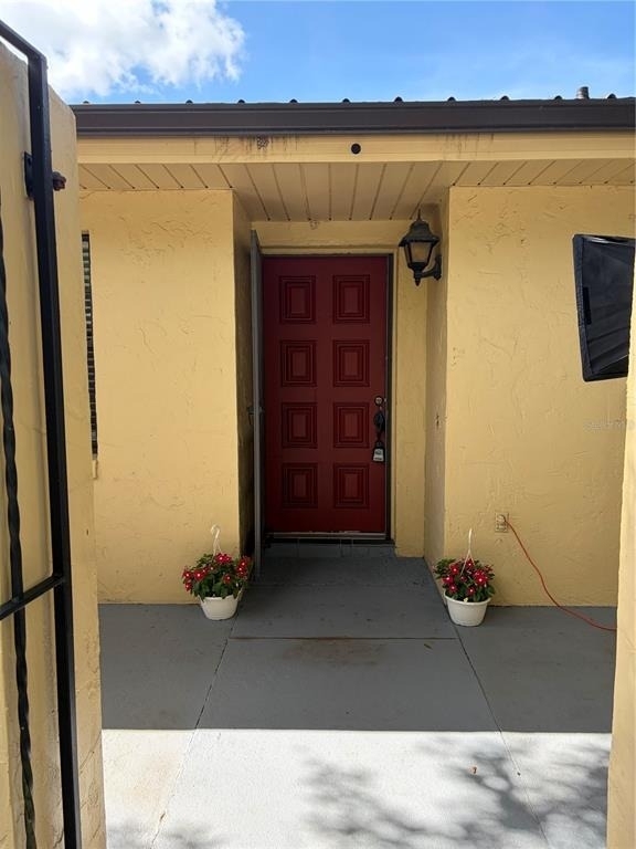 1026 Medinah Drive - Photo 2