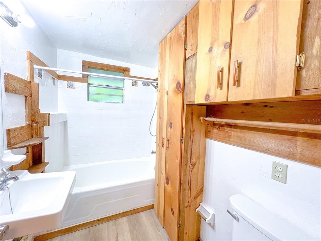 25825 W Newberry Road - Photo 9