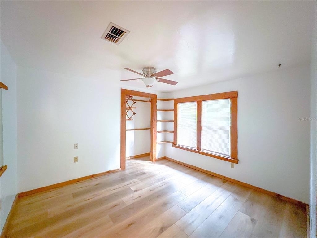 25825 W Newberry Road - Photo 11