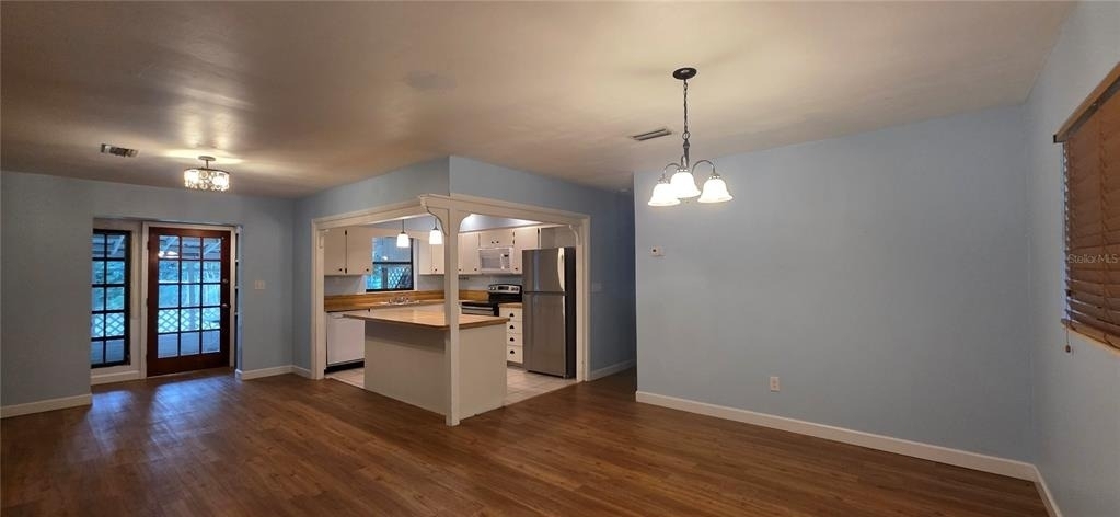 17451 Southside Court - Photo 1