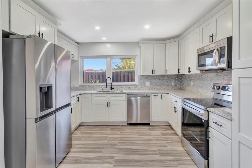 501 Hunter Circle - Photo 14