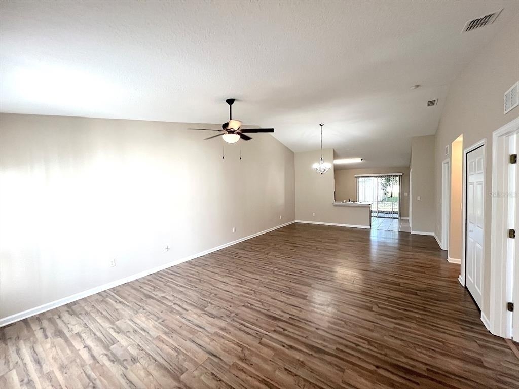 41 Eton Lane - Photo 3