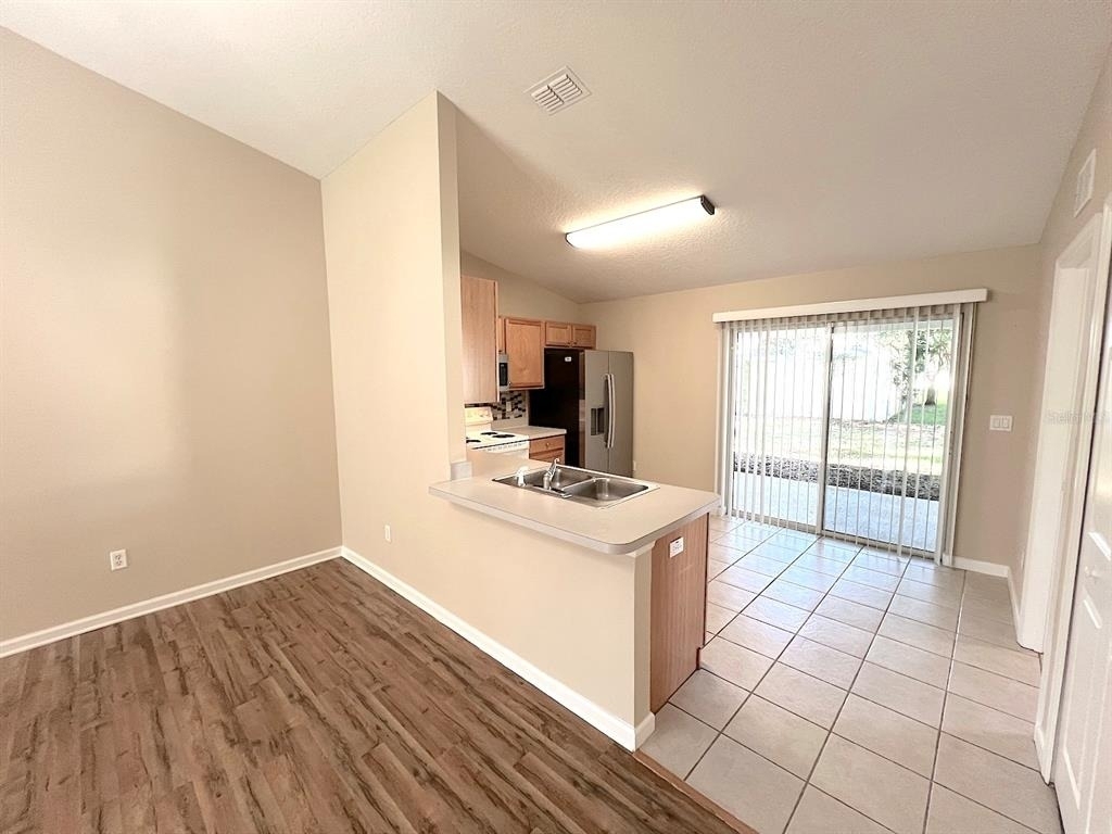 41 Eton Lane - Photo 6