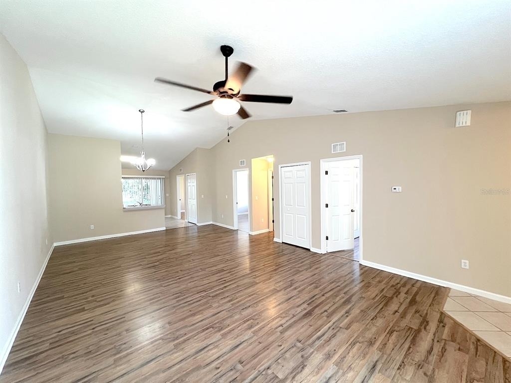 41 Eton Lane - Photo 4