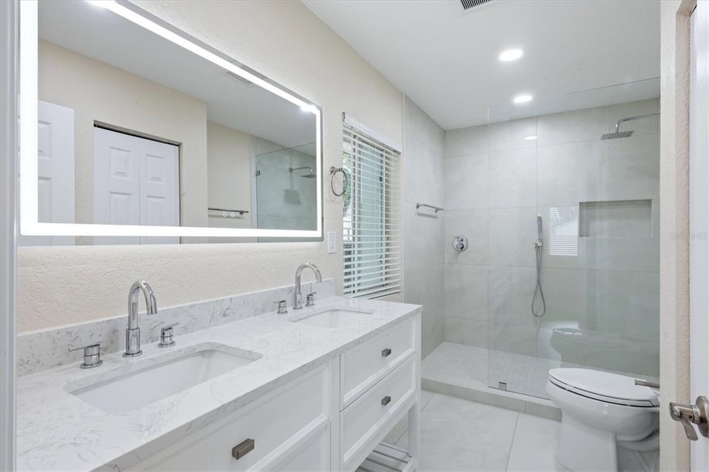 2151 Euclid Terrace - Photo 20