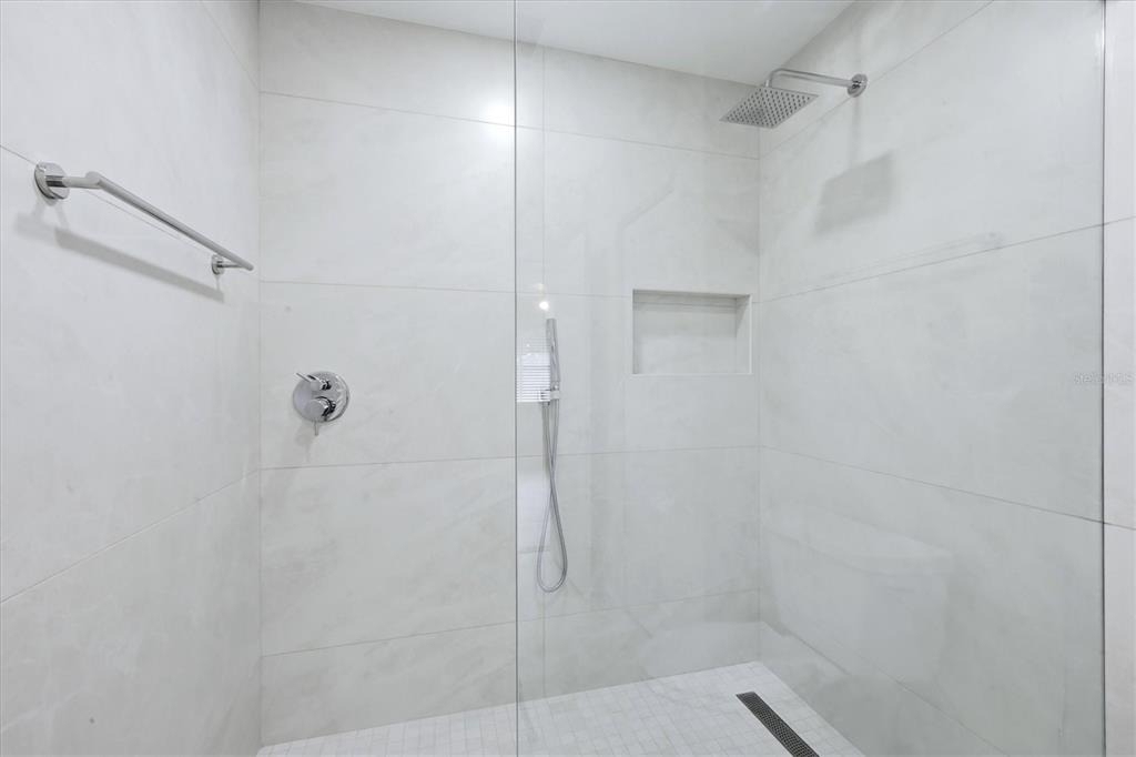 2151 Euclid Terrace - Photo 21
