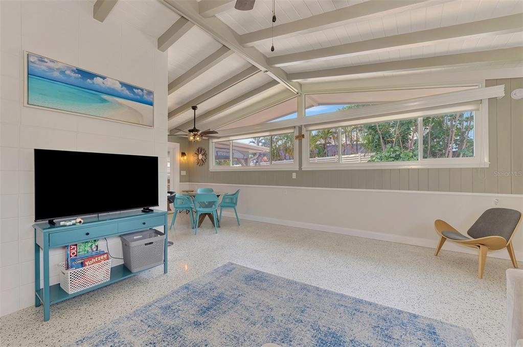 4626 Gleason Avenue - Photo 11