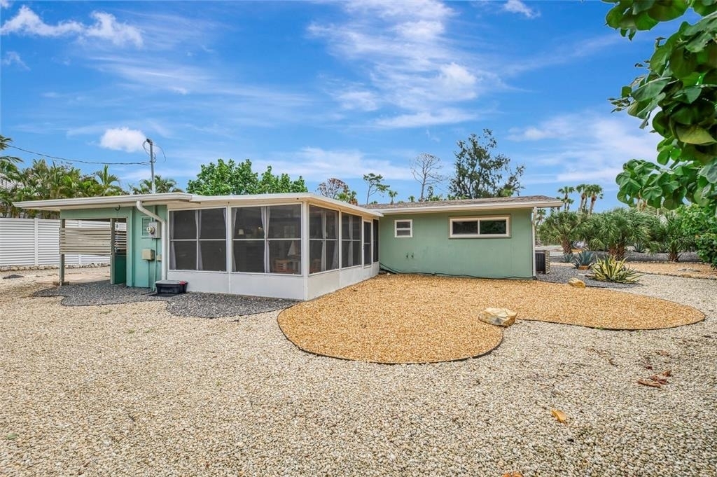 4626 Gleason Avenue - Photo 36