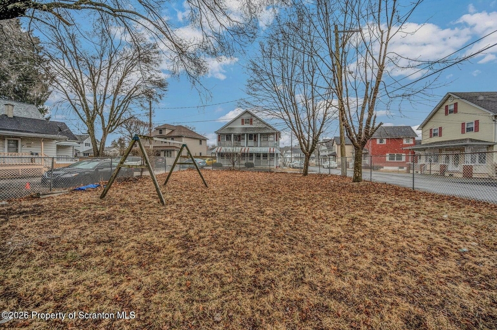 1200 Main Street - Photo 3